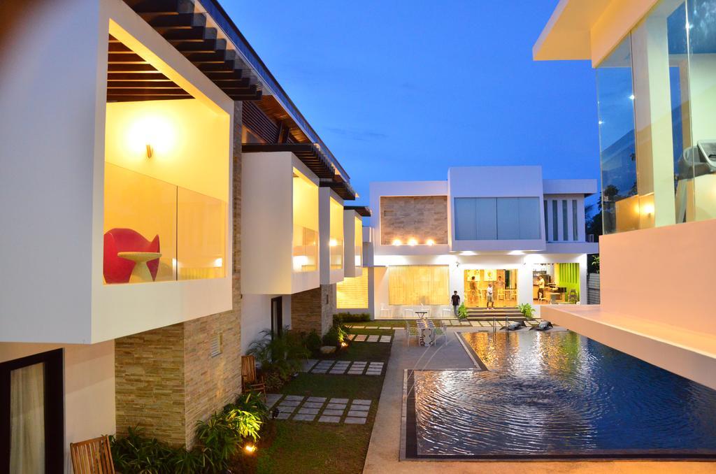 One Manalo Place Puerto Princesa Bagian luar foto