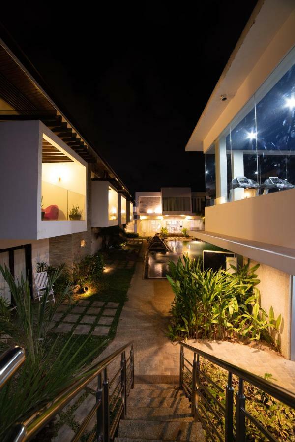 One Manalo Place Puerto Princesa Bagian luar foto